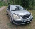 Сірий Кіа Ріо, об'ємом двигуна 1.5 л та пробігом 227 тис. км за 4500 $, фото 1 на Automoto.ua