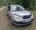Сірий Кіа Ріо, об'ємом двигуна 1.5 л та пробігом 227 тис. км за 4500 $, фото 1 на Automoto.ua