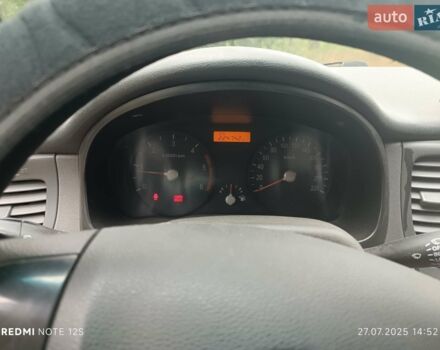 Сірий Кіа Ріо, об'ємом двигуна 1.5 л та пробігом 227 тис. км за 4500 $, фото 6 на Automoto.ua