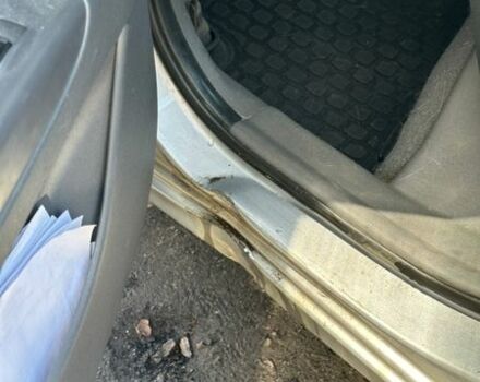 Серый Киа Рио, объемом двигателя 1.4 л и пробегом 244 тыс. км за 2900 $, фото 15 на Automoto.ua