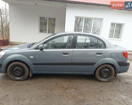 Сірий Кіа Ріо, об'ємом двигуна 1.4 л та пробігом 138 тис. км за 5650 $, фото 3 на Automoto.ua