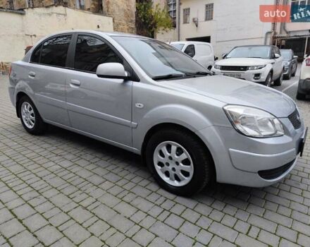 Серый Киа Рио, объемом двигателя 1.4 л и пробегом 94 тыс. км за 4900 $, фото 8 на Automoto.ua