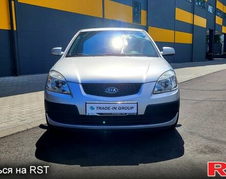 Сірий Кіа Ріо, об'ємом двигуна 1.4 л та пробігом 224 тис. км за 3500 $, фото 3 на Automoto.ua