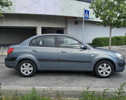 Серый Киа Рио, объемом двигателя 1.3 л и пробегом 160 тыс. км за 4300 $, фото 4 на Automoto.ua