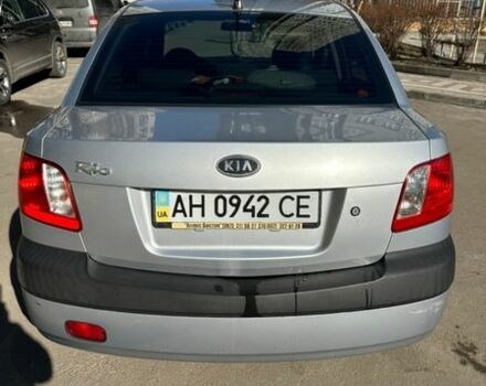 Серый Киа Рио, объемом двигателя 1.4 л и пробегом 244 тыс. км за 2900 $, фото 2 на Automoto.ua