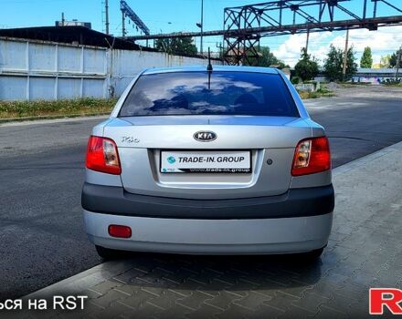 Сірий Кіа Ріо, об'ємом двигуна 1.4 л та пробігом 224 тис. км за 3500 $, фото 7 на Automoto.ua