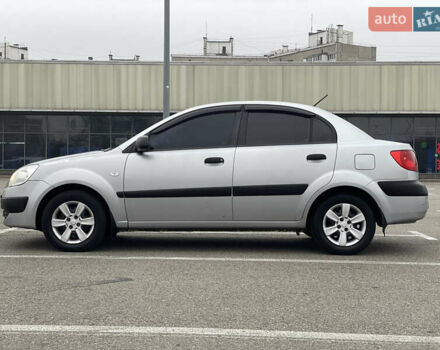 Сірий Кіа Ріо, об'ємом двигуна 1.4 л та пробігом 272 тис. км за 3900 $, фото 9 на Automoto.ua