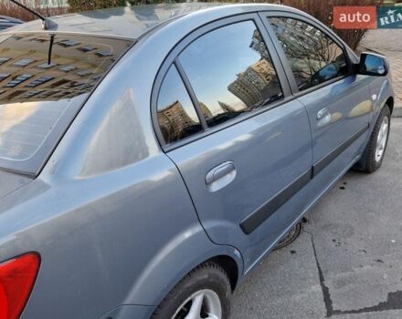Серый Киа Рио, объемом двигателя 1.3 л и пробегом 156 тыс. км за 4200 $, фото 2 на Automoto.ua