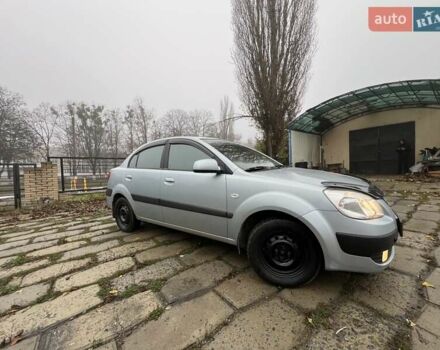 Сірий Кіа Ріо, об'ємом двигуна 1.4 л та пробігом 241 тис. км за 4300 $, фото 3 на Automoto.ua