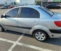 Серый Киа Рио, объемом двигателя 1.4 л и пробегом 220 тыс. км за 3800 $, фото 3 на Automoto.ua