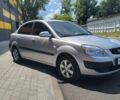 Серый Киа Рио, объемом двигателя 1.4 л и пробегом 224 тыс. км за 3500 $, фото 6 на Automoto.ua