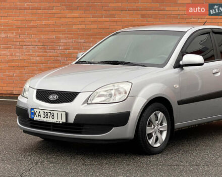 Серый Киа Рио, объемом двигателя 1.4 л и пробегом 179 тыс. км за 3999 $, фото 3 на Automoto.ua
