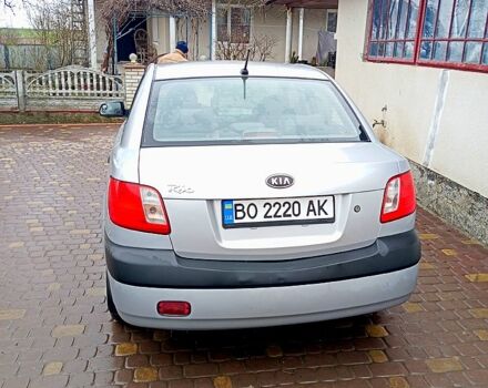 Сірий Кіа Ріо, об'ємом двигуна 1.4 л та пробігом 30000 тис. км за 4000 $, фото 3 на Automoto.ua