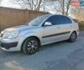 Серый Киа Рио, объемом двигателя 1.4 л и пробегом 240 тыс. км за 4100 $, фото 1 на Automoto.ua