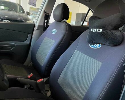 Сірий Кіа Ріо, об'ємом двигуна 1.4 л та пробігом 93 тис. км за 5600 $, фото 10 на Automoto.ua