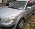 Серый Киа Рио, объемом двигателя 1.4 л и пробегом 232 тыс. км за 3200 $, фото 1 на Automoto.ua