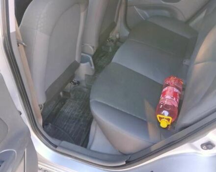 Серый Киа Рио, объемом двигателя 1.4 л и пробегом 240 тыс. км за 4100 $, фото 2 на Automoto.ua