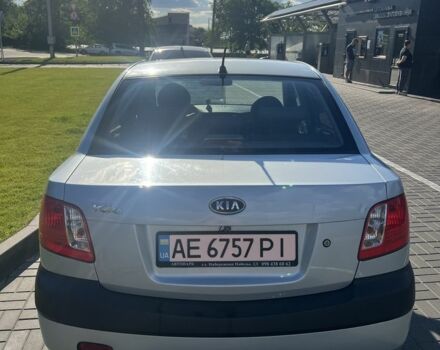 Сірий Кіа Ріо, об'ємом двигуна 1.4 л та пробігом 179 тис. км за 3300 $, фото 5 на Automoto.ua