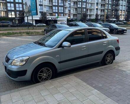 Серый Киа Рио, объемом двигателя 1.4 л и пробегом 135 тыс. км за 5900 $, фото 1 на Automoto.ua
