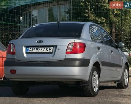 Сірий Кіа Ріо, об'ємом двигуна 1.4 л та пробігом 167 тис. км за 4499 $, фото 5 на Automoto.ua