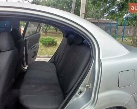 Сірий Кіа Ріо, об'ємом двигуна 1.4 л та пробігом 100 тис. км за 4600 $, фото 3 на Automoto.ua