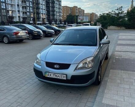 Серый Киа Рио, объемом двигателя 1.4 л и пробегом 135 тыс. км за 5900 $, фото 2 на Automoto.ua