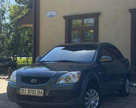 Серый Киа Рио, объемом двигателя 1.4 л и пробегом 198 тыс. км за 5800 $, фото 2 на Automoto.ua