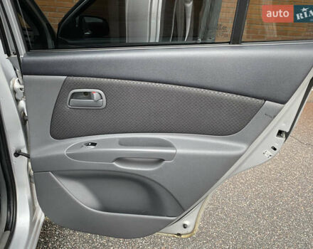 Серый Киа Рио, объемом двигателя 1.4 л и пробегом 179 тыс. км за 3999 $, фото 34 на Automoto.ua