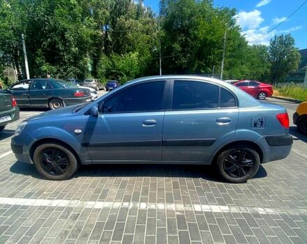 Серый Киа Рио, объемом двигателя 1.5 л и пробегом 163 тыс. км за 4000 $, фото 3 на Automoto.ua