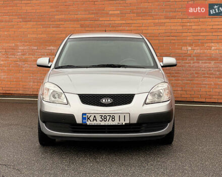 Серый Киа Рио, объемом двигателя 1.4 л и пробегом 179 тыс. км за 4250 $, фото 21 на Automoto.ua