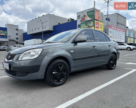 Серый Киа Рио, объемом двигателя 1.5 л и пробегом 158 тыс. км за 3899 $, фото 3 на Automoto.ua
