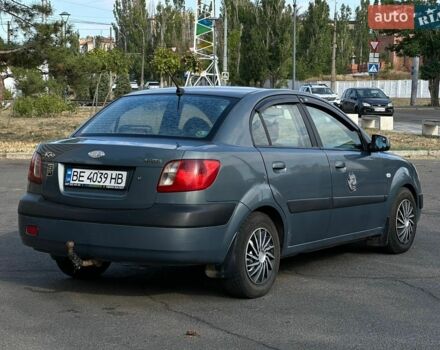 Сірий Кіа Ріо, об'ємом двигуна 1.49 л та пробігом 300 тис. км за 3700 $, фото 2 на Automoto.ua
