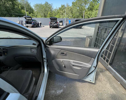 Серый Киа Рио, объемом двигателя 1.4 л и пробегом 177 тыс. км за 4400 $, фото 4 на Automoto.ua