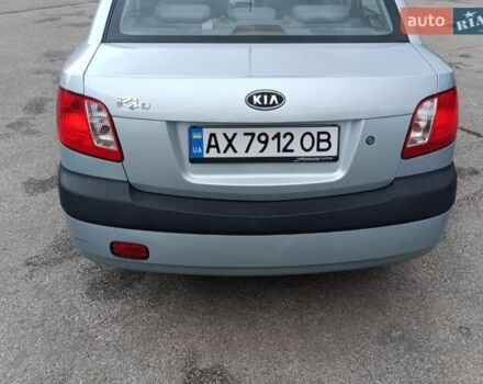 Серый Киа Рио, объемом двигателя 1.4 л и пробегом 240 тыс. км за 4300 $, фото 8 на Automoto.ua