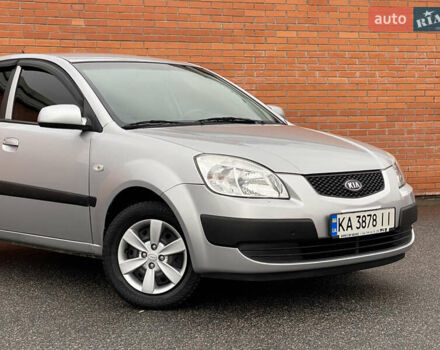 Серый Киа Рио, объемом двигателя 1.4 л и пробегом 179 тыс. км за 3999 $, фото 19 на Automoto.ua