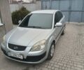 Серый Киа Рио, объемом двигателя 1.4 л и пробегом 290 тыс. км за 4100 $, фото 1 на Automoto.ua