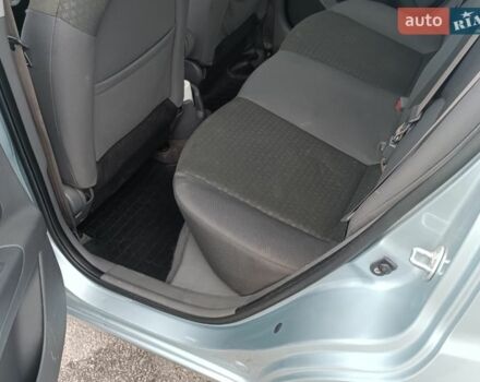 Серый Киа Рио, объемом двигателя 1.4 л и пробегом 240 тыс. км за 4300 $, фото 1 на Automoto.ua