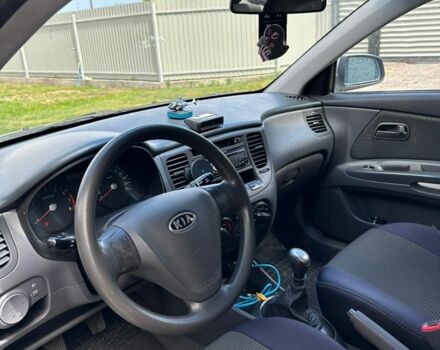 Сірий Кіа Ріо, об'ємом двигуна 1.4 л та пробігом 97 тис. км за 5100 $, фото 23 на Automoto.ua