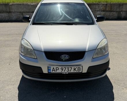 Серый Киа Рио, объемом двигателя 1.4 л и пробегом 242 тыс. км за 3600 $, фото 8 на Automoto.ua