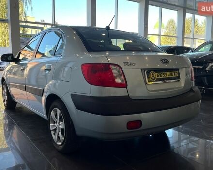Серый Киа Рио, объемом двигателя 1.4 л и пробегом 93 тыс. км за 5600 $, фото 4 на Automoto.ua