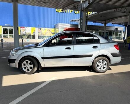 Серый Киа Рио, объемом двигателя 1.4 л и пробегом 243 тыс. км за 4200 $, фото 7 на Automoto.ua
