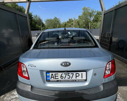Серый Киа Рио, объемом двигателя 1.4 л и пробегом 177 тыс. км за 4400 $, фото 1 на Automoto.ua