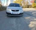 Серый Киа Рио, объемом двигателя 1.4 л и пробегом 240 тыс. км за 4100 $, фото 4 на Automoto.ua