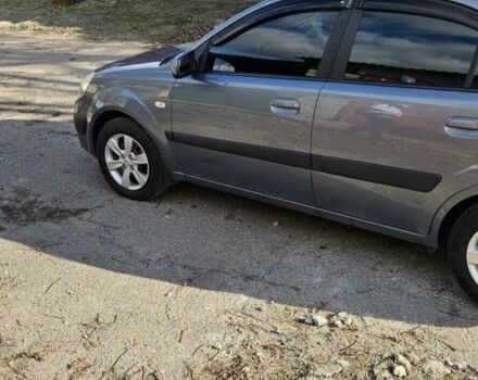 Серый Киа Рио, объемом двигателя 1.4 л и пробегом 182 тыс. км за 5200 $, фото 1 на Automoto.ua