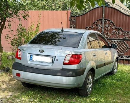 Серый Киа Рио, объемом двигателя 1.4 л и пробегом 240 тыс. км за 3450 $, фото 1 на Automoto.ua