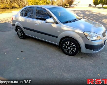 Сірий Кіа Ріо, об'ємом двигуна 1.4 л та пробігом 230 тис. км за 4250 $, фото 4 на Automoto.ua