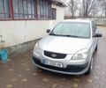 Сірий Кіа Ріо, об'ємом двигуна 1.4 л та пробігом 300 тис. км за 4000 $, фото 1 на Automoto.ua