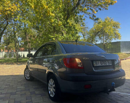 Серый Киа Рио, объемом двигателя 1.4 л и пробегом 198 тыс. км за 5800 $, фото 3 на Automoto.ua