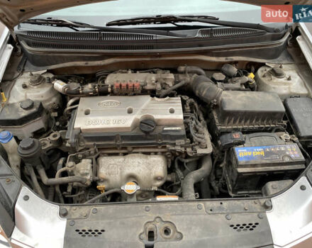 Серый Киа Рио, объемом двигателя 1.4 л и пробегом 179 тыс. км за 3999 $, фото 26 на Automoto.ua