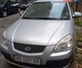 Серый Киа Рио, объемом двигателя 1.4 л и пробегом 232 тыс. км за 3200 $, фото 8 на Automoto.ua